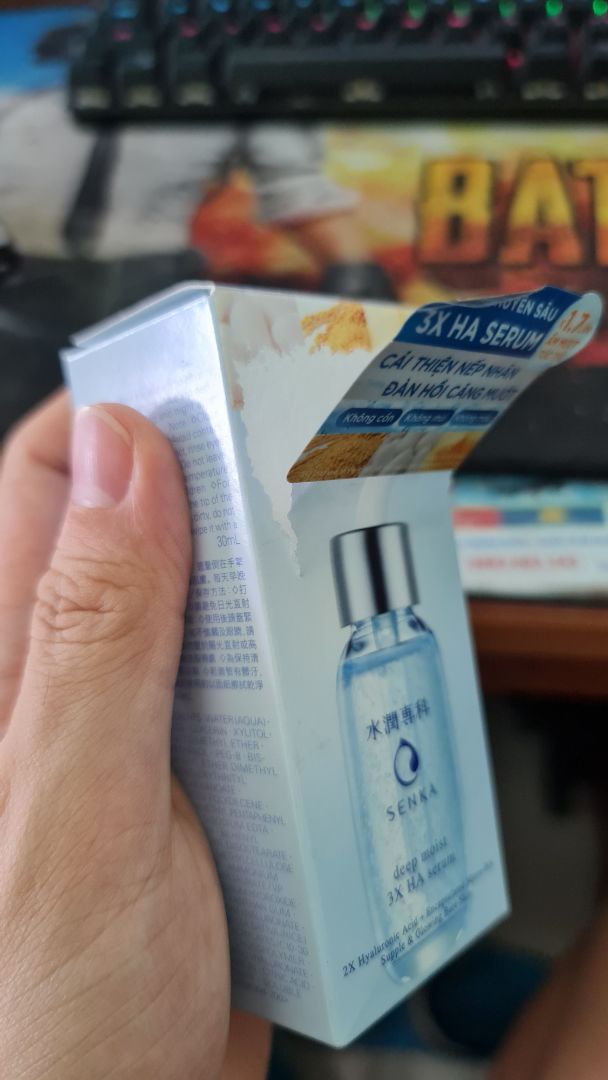 e chưa biết chất lượng sản phẩm như thế nào nhưng shop đã giao cho e 1 sản phẩm hộp thì tem mạc bị xé rách, tem niêm của hộp cũng ko nguyên vẹn, chai thì bị lưng chừng. 1 sản phẩm đến tay người dùng thế thì sao ngta dám dùng :)