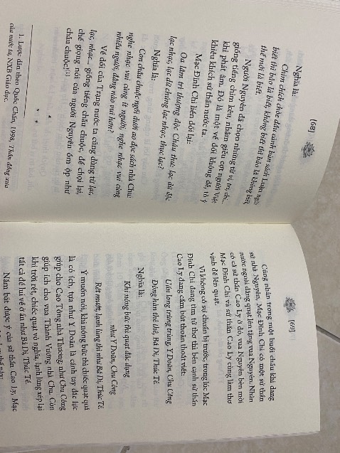 Nội dung bổ ích, chất lượng giấy, in ấn ổn.
Quyển Hiền Tài Thay Đổi Quốc Gia trình bày hơi ít danh nhân.