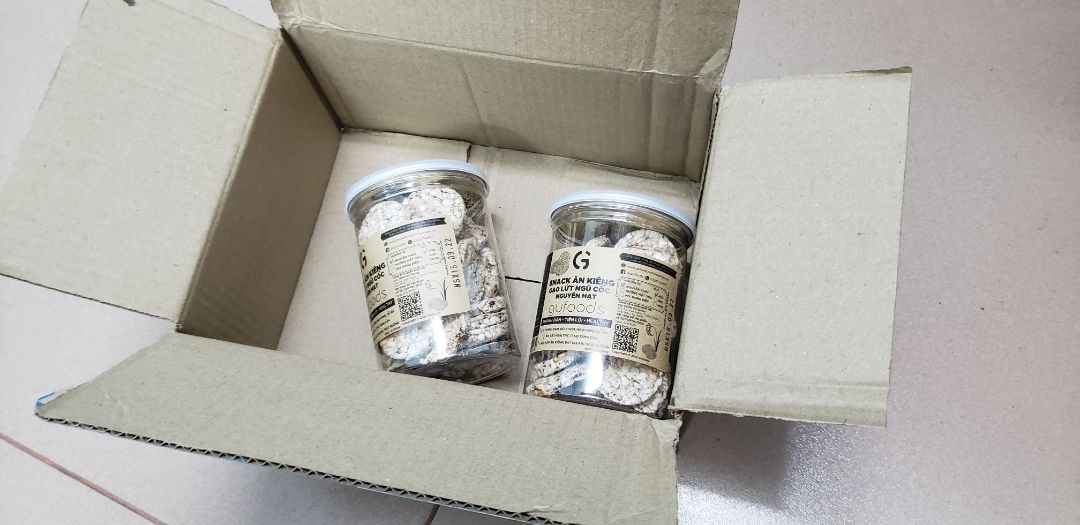 Bánh gạo ăn cũng được. chưa có hương vị riêng của gạo lức. nhà bán đóng gói cẩn thận. giao hàng nhanh. Nói chung là sản phẩm được. đánh giá 4 sao.