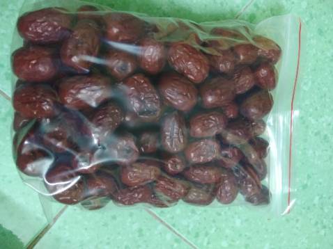 Mềm, thơm, ngọt, ngon, không bị mọt. Trái tương đối to. Đựng trong 2 lớp túi zip, sạch sẽ, hấp dẫn. Mềm, thơm, ngọt, ngon, không bị mọt. Trái tương đối to. Đựng trong 2 lớp túi zip, sạch sẽ, hấp dẫn.