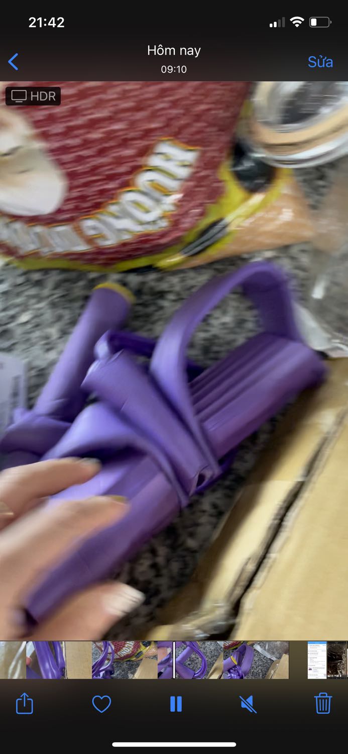 Mình đặt thảm tập yoga và đã thanh toán online. Nhưng shop giao nhầm cái khác, nhờ shop kiểm tra và gửi lại hàng cho mình.
Mã đơn hàng: 629946103 Mình đặt thảm tập yoga và đã thanh toán online. Nhưng shop giao nhầm cái khác, nhờ shop kiểm tra và gửi lại hàng cho mình.
Mã đơn hàng: 629946103