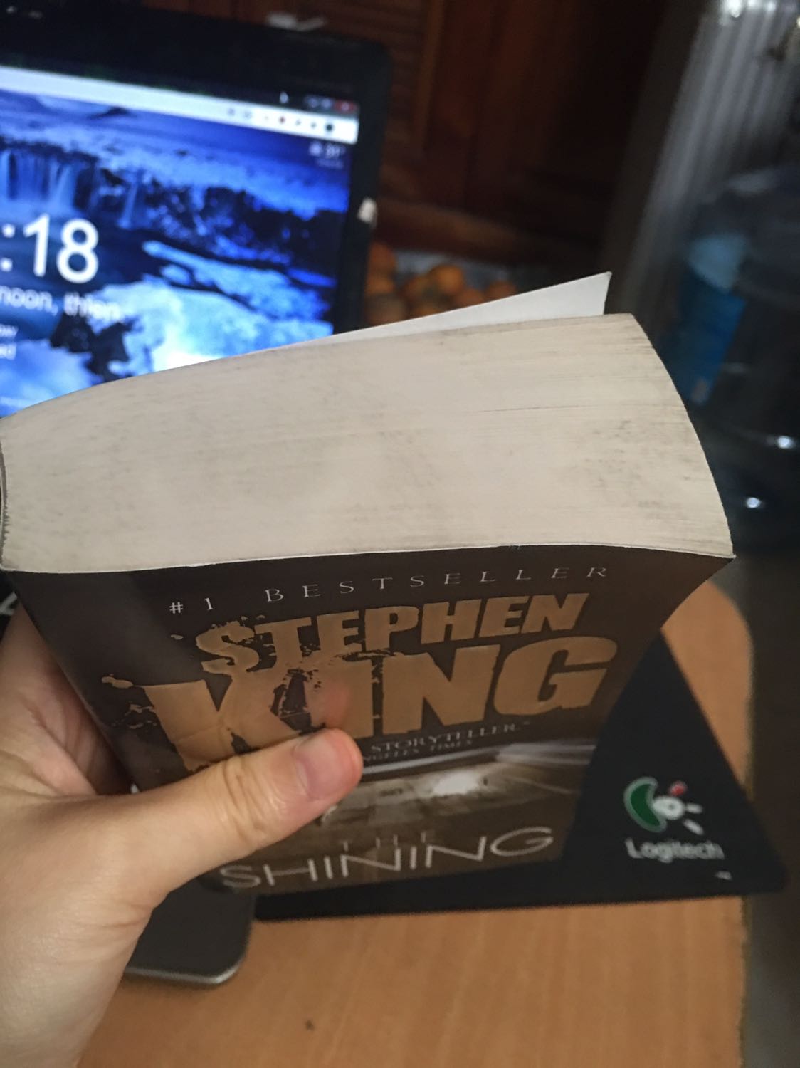 Sách giá rẻ nma hơi cũ với hơi xước nhẹ vài chỗ. Đc cái giao siêu nhanh ?‍♀️