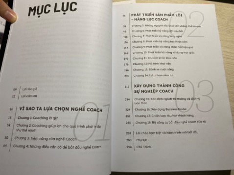 Sách chất lượng tốt, nội dung trình bày rõ ràng, dễ hiểu và tác giả profile uy tín nên khi mua mình cũng an tâm. Tiki vận chuyển nhanh trong 24h và được sale hơn các nơi khác nên mình đã đặt ngay.