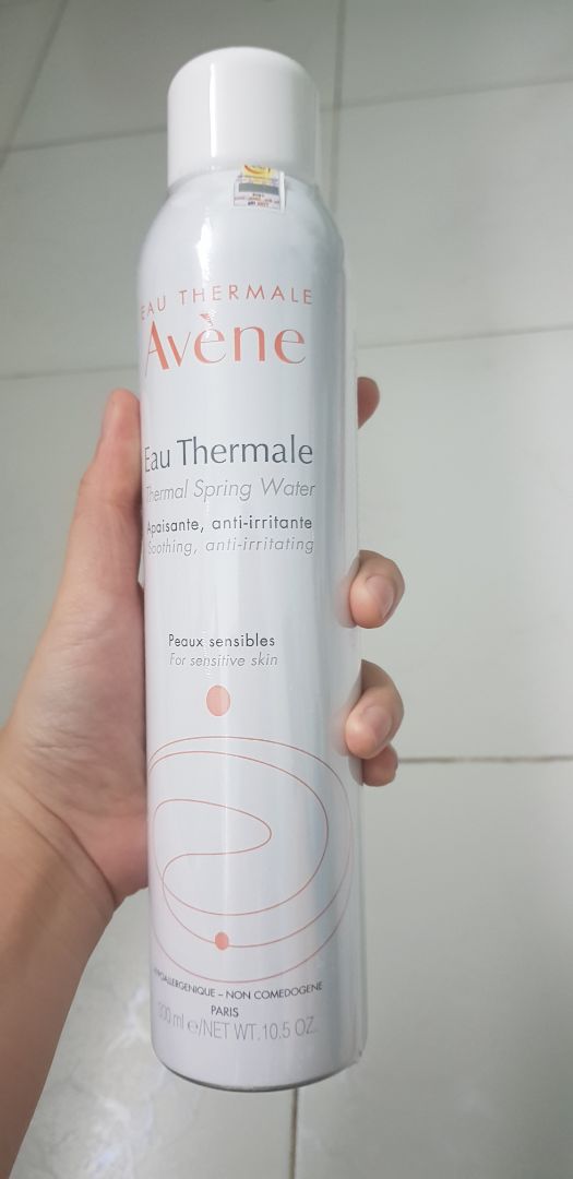 xịt khoáng Avene mình thấy là xịt khoáng tốt nhất sau khi xài qua nhiều hãng. Ko bị nhờn rít, cảm giác rất dễ chịu. Tiki giao hàng nhanh và đóng gói kĩ càng.