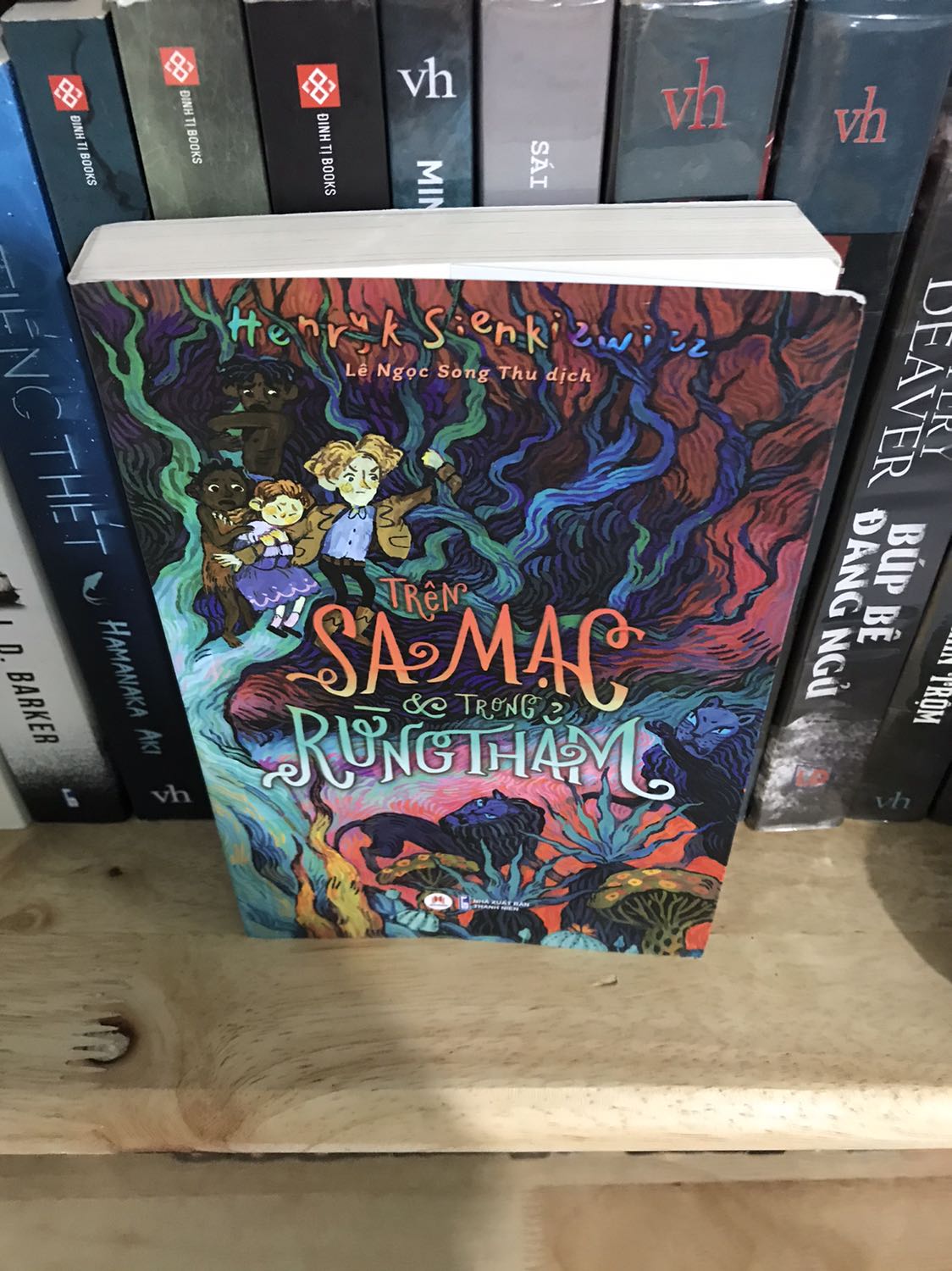 Săn sale 91% nên chỉ còn 12k hoy. Rất thích. sách dày dặn mới lắm. 5 sao. Shipper thân thiện nhiệt tình