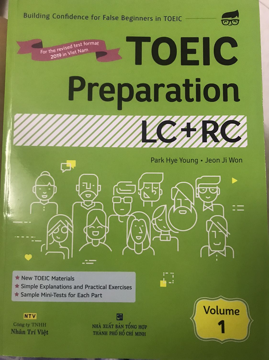 Shop k kèm theo đĩa cho mình mà shop k để chế độ nhắn tin nên k nhắn tin cho shop được.