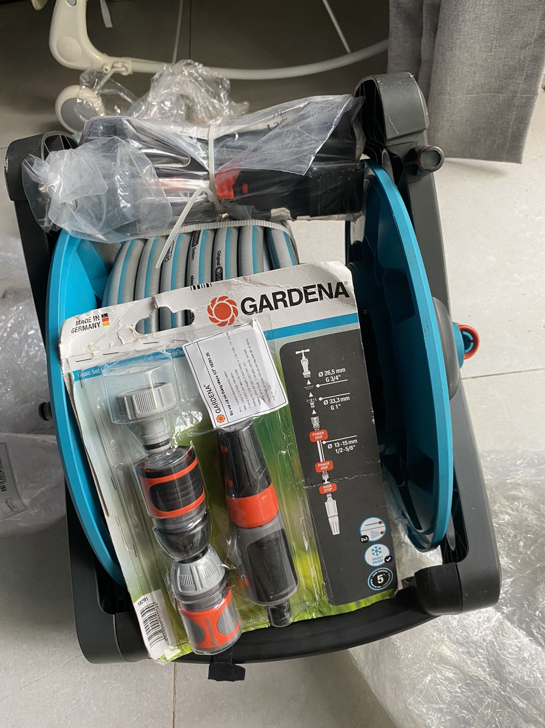 Tiki giao hàng nhanh, đóng gói cẩn thận. Thiết kế đẹp & sử dụng tiện lợi. Shop giao thiếu 2 *** nối nhưng nhiệt tình hỗ trợ ship ngay để có thể gắn sớm trong chiều nay.