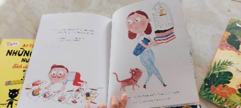 Sách rất thú vị, một góc khác lạ trong giáo dục con trẻ mà người lớn hay sơ suất không chú ý. Theo mình đây là một cuốn sách đáng có, nhưng mình cũng hơi hồi hộp không biết bé của mình đọc sách này xong có quậy banh vậy không nữa, hihi. Nếu vậy, thì sách này sẽ là cuốn sách gối đầu của các bậc phụ huynh để đừng "nện" con trẻ nhỉ,hhhhaa.