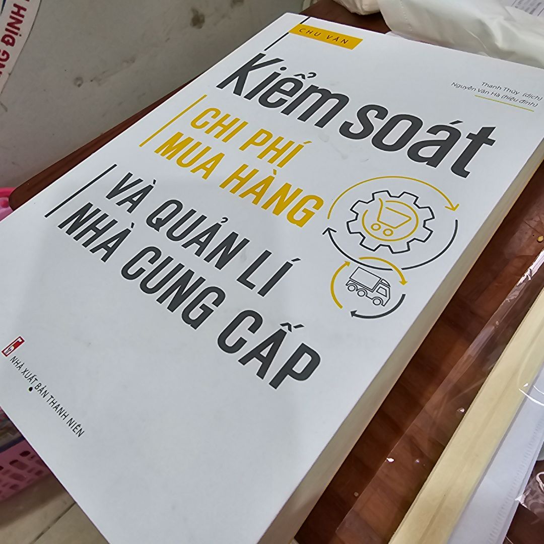 sách dày, in đẹp. nôi dung chưa biết ntn.