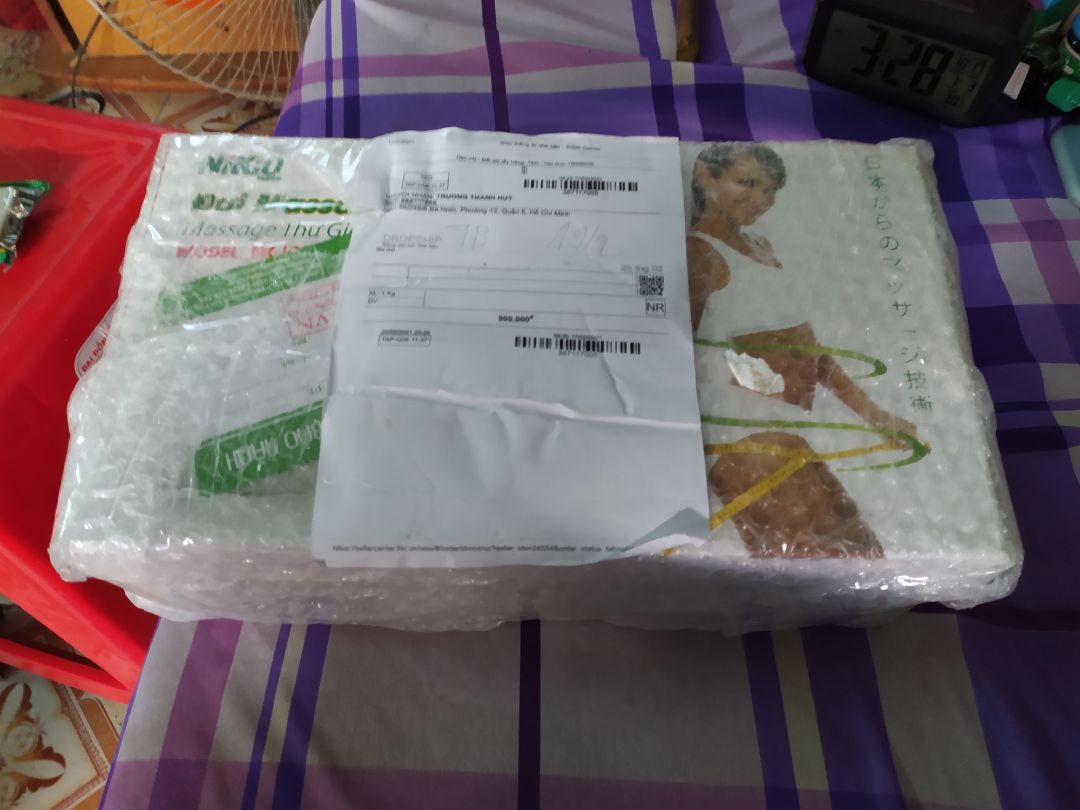 Đóng gói cẩn thận, sản phẩm tương đối ổn. xài thử thấy rung rung cũng vui, chưa *** nhiệt độ mà chắc xài kỹ cũng ok. 
Để xài lâu lâu quay lại đánh giá tiếp. Tạm thời cho 5sao.