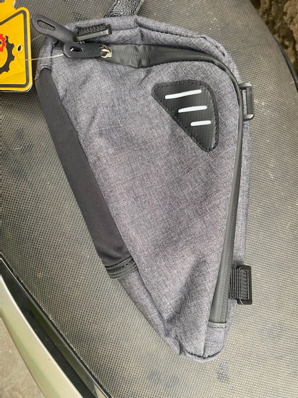 Đẹp chất lượng rất tốt như hình, hy vọng có thêm video sản phẩm nữa để dễ hình dung, ủng hộ shop này, bán giá và hàng rất ổn, chất lượng, có nhiều mã giảm giá và hỗ trợ vchuyen 5k. Gút chóp