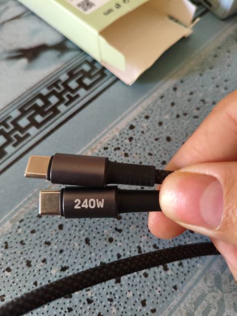 Mô tả 100W, sản phẩm 240w. Cắm sạc thắc mắc vì sao không lên pin hóa ra không tương thích thiết bị.
Mình nhập ngũ, ko thể ra vào đơn vị nên khó khăn trong việc đổi trả sản phẩm.