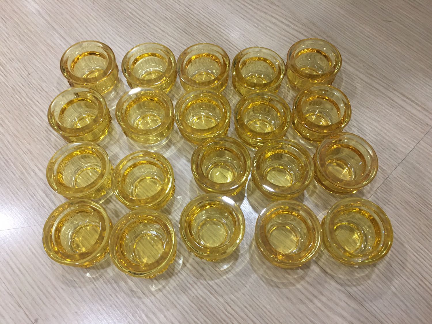 Shop đóng gói cần thận
Nhưng có 1 cái bị mẻ ạ