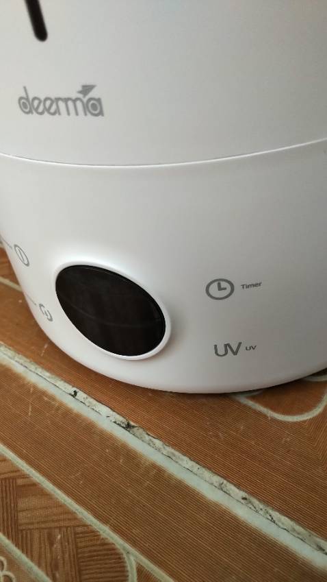 Lúc mình tìm hiểu thì mẫu này chỉ có tiếng tàu nên mình hơi dị ko dám mua, về sau hết sự lựa chọn nên đành mua luôn, nhưng hôm nay nhận được hàng thì thật sự bất ngờ vì toàn bộ là tiếng anh không có 1 chữ TQ nào. Từ bao bì cho đến sản phẩm, sách hướng dẫn toàn bộ là tiếng Anh. Quá tuyệt vời !
Cách đóng gói cực kỳ cẩn thận và thẩm mỹ, độ hoàn thiện của sản phẩm rất cao, dễ sử dụng. Mình mới sử dụng thôi nên chưa đánh giá về độ hiệu quả của nó được nhưng nhìn chung mình đánh giá 5 sao, đây là siêu phẩm trong tầm giá ! Lúc mình tìm hiểu thì mẫu này chỉ có tiếng tàu nên mình hơi dị ko dám mua, về sau hết sự lựa chọn nên đành mua luôn, nhưng hôm nay nhận được hàng thì thật sự bất ngờ vì toàn bộ là tiếng anh không có 1 chữ TQ nào. Từ bao bì cho đến sản phẩm, sách hướng dẫn toàn bộ là tiếng Anh. Quá tuyệt vời !
Cách đóng gói cực kỳ cẩn thận và thẩm mỹ, độ hoàn thiện của sản phẩm rất cao, dễ sử dụng. Mình mới sử dụng thôi nên chưa đánh giá về độ hiệu quả của nó được nhưng nhìn chung mình đánh giá 5 sao, đây là siêu phẩm trong tầm giá !