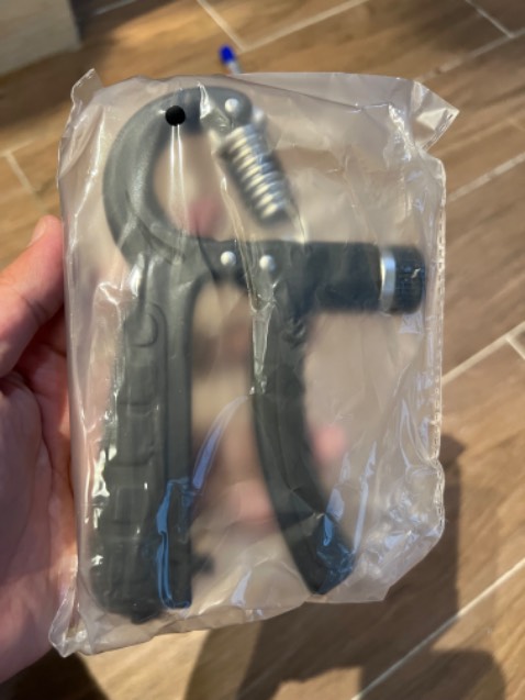 Đặt hàng loại Pro. Đếm số điện tử. Mà shop giao loại đếm số cơ??????