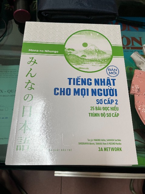 Shop đóng gói cẩn thận và giao nhanh. Sách seal, giá tốt. Luôn mua sách trên tiki.