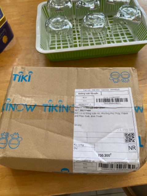 giao hàng trước dự kiến, bìa mềm chứ không phải bìa cứng như mô tả