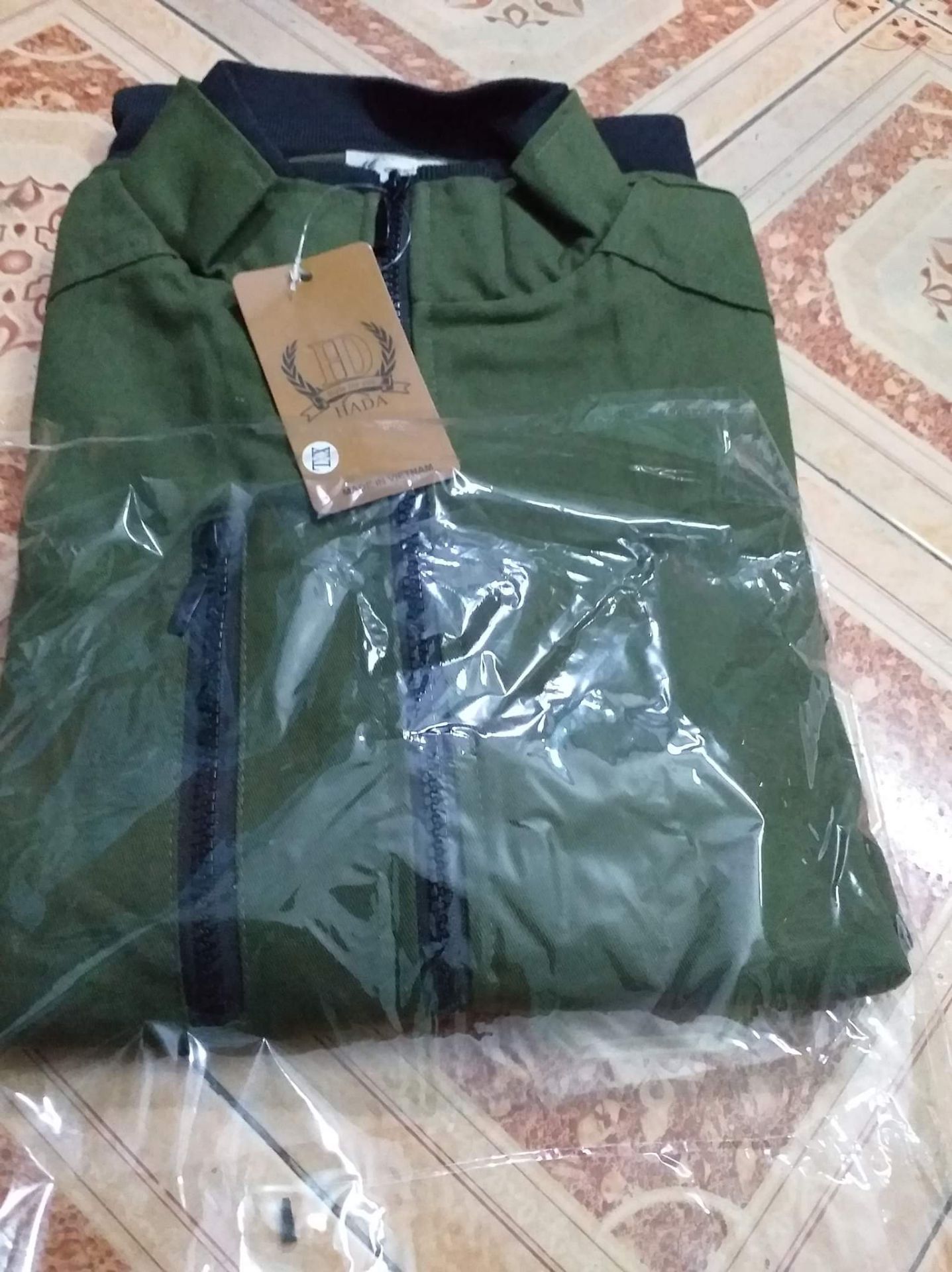 sản phẩm rất OK Áo rất đẹp Tuy Nó hơi bự chút nhưng HK Sao sản phẩm rất tốt lần Sao quá ok thanknhas