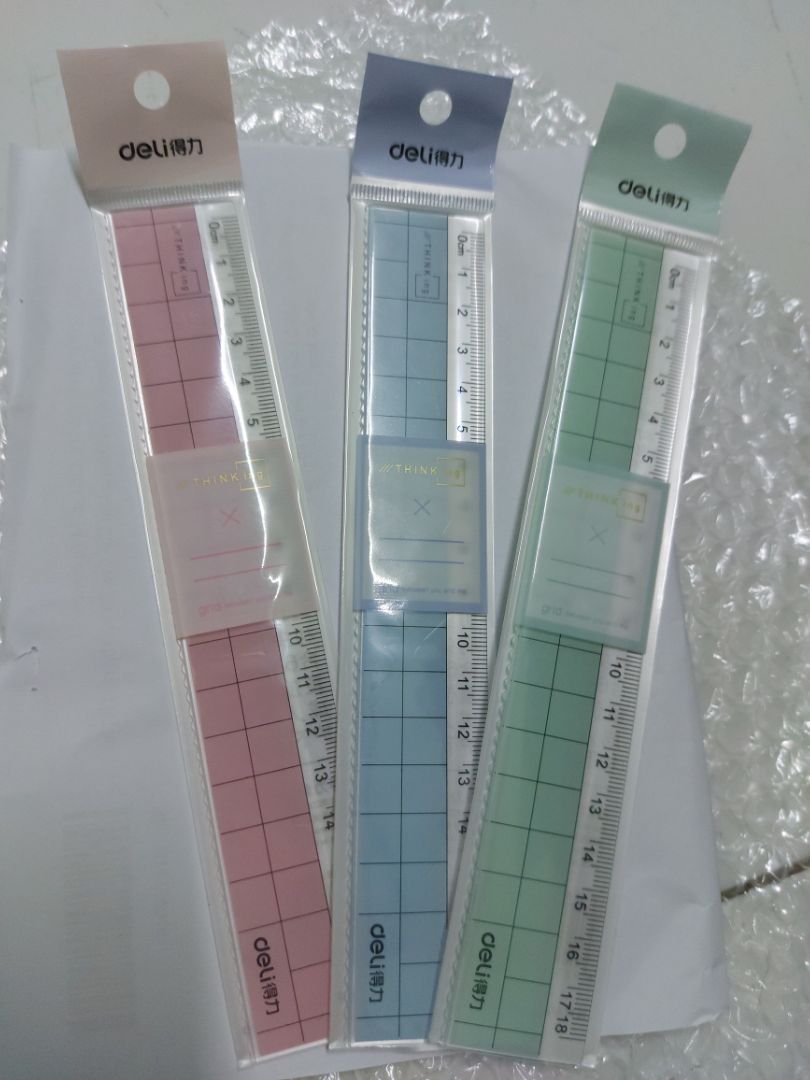 Thước màu pastel rất đẹp ạ. Thước chất lượng và giá tốt nữa. Đóng gói rất cẩn thận, giao hàng nhanh. Mọi người nên mua nhé ^^