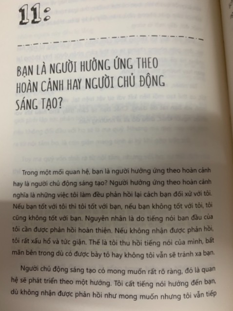 / Nội dung của sách xoay quanh những chủ đề về bản ngã, lòng ái kỷ và nội tâm con ng từ bên trong ra bên ngoài do tác động của hoàn cảnh gia đình từ người thân và môi trường xung quanh cùng các mqh như bạn bè, thầy cô, đồng nghiệp và ng yêu. Đây là 1 cuốn sách rất hay dành cho những ai muốn tham khảo về thao túng tâm lý.
Săn sale 6.6, sách mới hoàn toàn, tiki giao hàng nhanh.