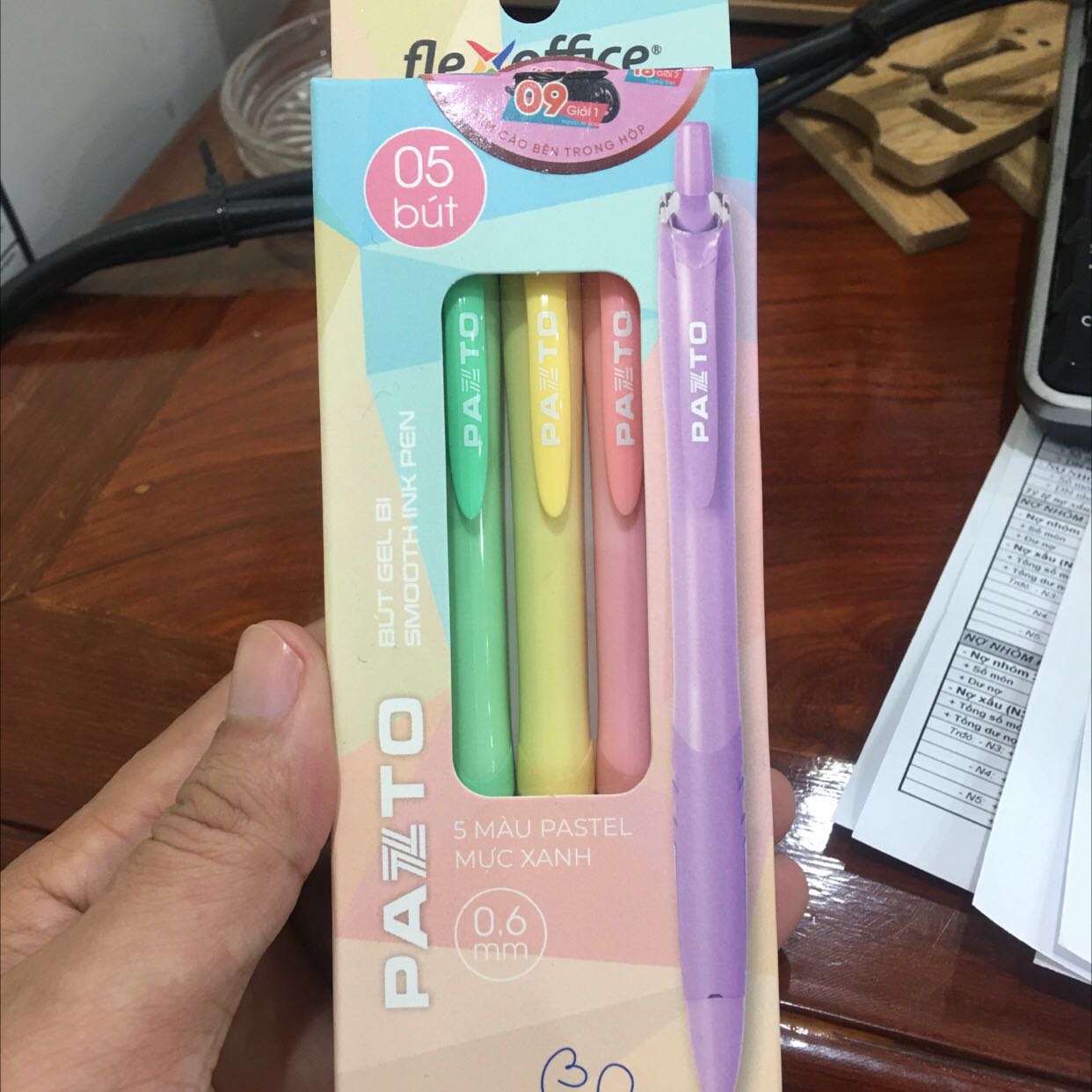 Viết đẹp và rẻ so với mua trực tiếp tại các tiệm văn phòng phẩm