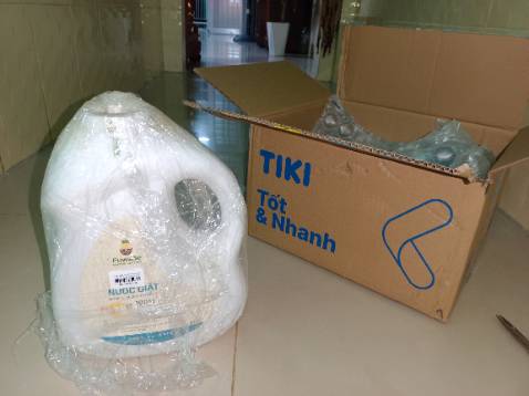 Hàng nhận đc ko có nắp đậy

Khách hàng tin tưởng mua sản phẩm bên mình.
Tại sao Anh/Chị đóng gói tùy tiện thiếu tôn trọng khách hàng vậy?

Bán hàng vậy, ai dám đặt hàng lần sau cho mình đây???