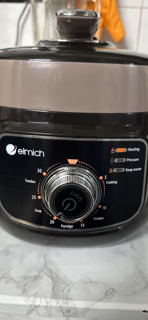 Nồi nhỏ gọn , áp suất nồi rất tốt , sp đúng chính hãng check đc bảo hành chính hãng . Giao hàng của TIKI rất nhanh,đồng kiểm dễ dàng . Chưa biết sử dụng nv cskh của Elmich hướng dẫn , trả lời thắc mắc rất nhiệt tình . Nên mua tại đây nha mn .TIKI trading và cskh Elmich