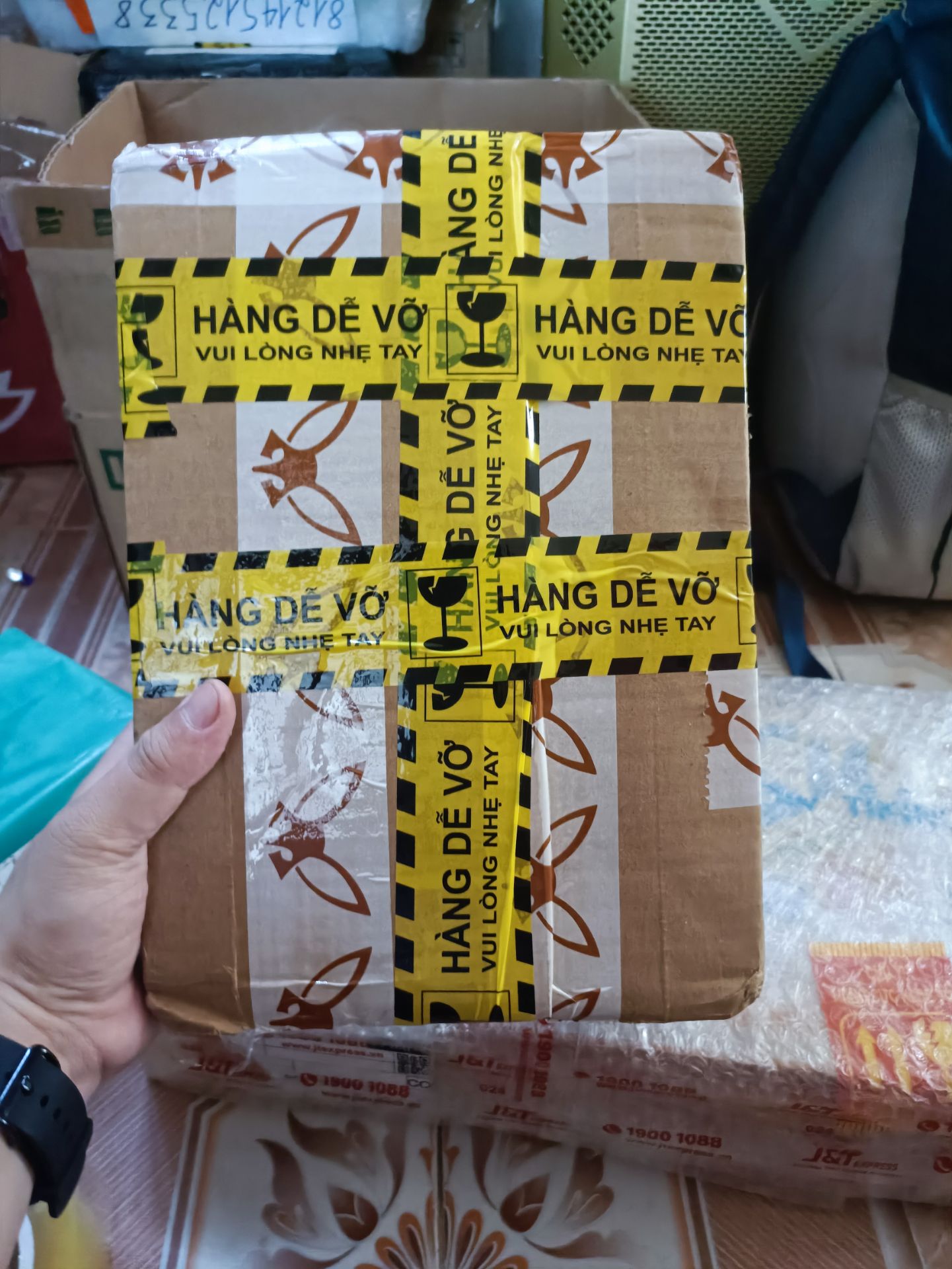 đúng hàng quảng cáo của shop. nguyên vẹn