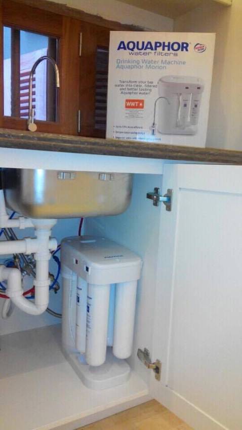 Nước lọc ra uống ngon, 2 cháu nhà mình rất thích hơn nước uống đóng bình trước kia, dùng rất tiện lợi, lâu dài tiết kiệm, shop bán hàng chất lượng và uy tín. Cho 5 sao ủng hộ.