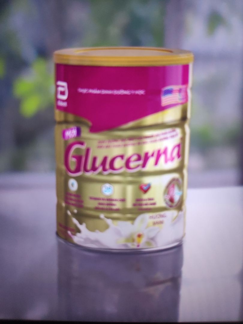 giao đúng hộp glucerna. hàng chất lượng có tem nhãn mác đầy đủ. nhà bán hàng còn bọc xốp bên ngoài nên rất là chắc chắn ko sơ bị móp hay bể vỡ. cảm ơn tiki và NPP