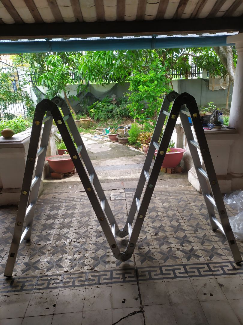 Giao hàng nhanh chóng, động gói sản phẩm cẩn thận, khi mở ra xem thấy có một thanh nhôm ngang bị móp, nói chung sản phẩm nhìn thấy hài lòng.