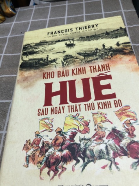 Sách rất hay, bổ ích, chữ in rõ ràng, bìa cứng chắc chắn 
Rất hài lòng 
Rất nên mua nha mọi người