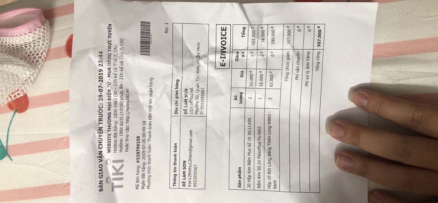 Đặt mua 40 hộp mà chỉ giao 2 hộp. Chẳng lẽ 1 hộp kim bé tẹo mà 51.000. Trong khi giá thị trường có 4.000