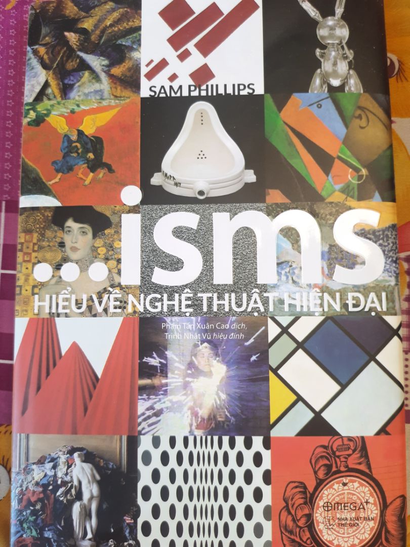 Đúng như tên gọi, quyển sách cho người đọc  cái nhìn tổng quát về nghệ thuật hiện đại từ giai đoạn khởi sinh cuối thế kỷ 19 đến nay. Bạn sẽ được biết thế nào là trường phái hội họa Ấn tượng, Tân Ấn tượng, Dada, hay nghệ thuật sắp đạt hiện đại cùng những nghệ sĩ/tác phẩm tiêu biểu. Tuy nhiên với độ dày chỉ chưa đến 200 trang thì lượng kiến thức đem lại khá ít ỏi, chỉ dừng ở mức "khái quát" chứ chưa thể gọi là "hiểu" được. 
Còn về sản phẩm thì không có gì chê trách, Tiki giao hàng đúng hẹn, sách đẹp không lỗi lầm gì.