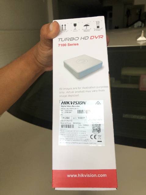 giao hàng không đúng chủng loại quảng cáo trên website Tiki:
- Camera HD-TVI hồng ngoại 2.0 Megafixel HIKVISION mã hàng DS-@CE16DOT-IRP bị thay thế bằng chủng loại kém hơn : DS-2CE16B2_IDF .
- Đầu ghi  DS-7104HQHI-F1 bị thay thế bằng đầu ghi DS-7104HGHI-F1.

VUI LÒNG ĐỔI LẠI ĐÚNG CHỦNG LOẠI ĐÃ QUẢNG CÁO.
XIN CÁM ƠN