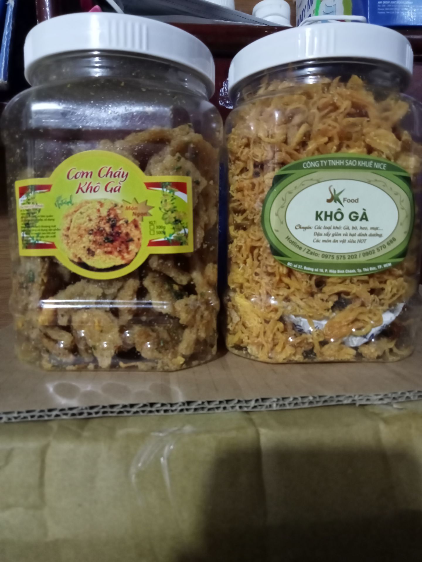 Ngon lắm nhé mn nhưng giao hàng hơi lâu , cơm cháy thì bị nát tươm ko đc miếng nào còn nguyên