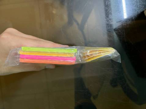 Màu bắt mắt, đủ số lượng.