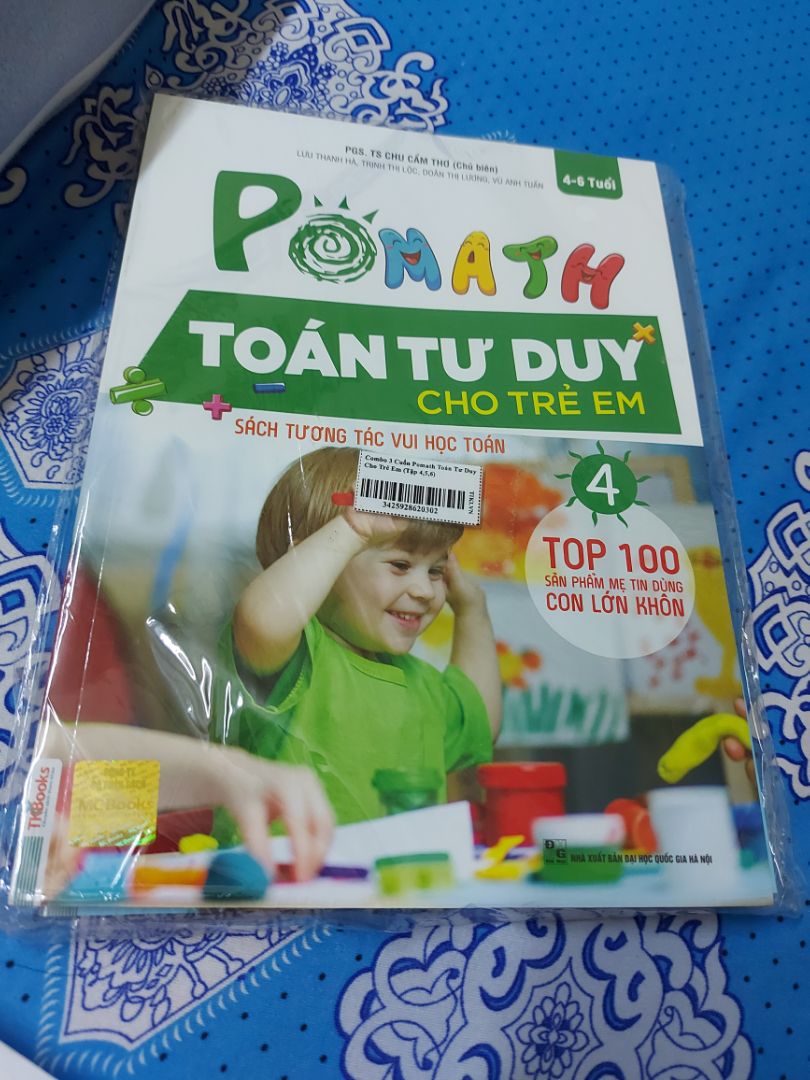 Đóng gói cẩn thận. Tiki giao hàng nhanh. Sách phù hợp với lứa tuổi 4-6. Sẽ tiếp tục ủng hộ Tiki.