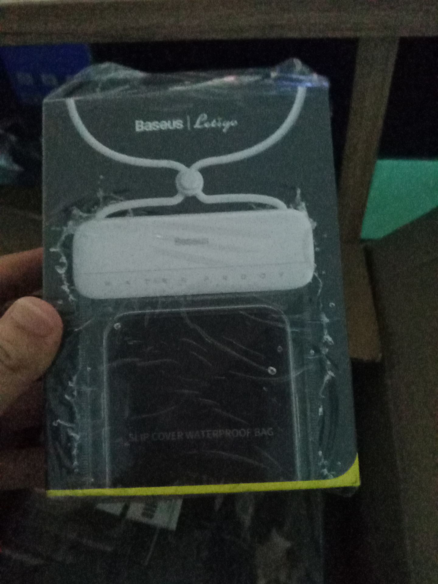 giao hàng nhanh, đóng gói chắc chắn,