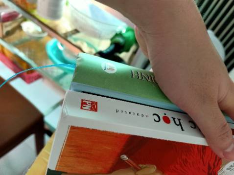 Sách móp góc hơi buồn xíu
Giao nhanh