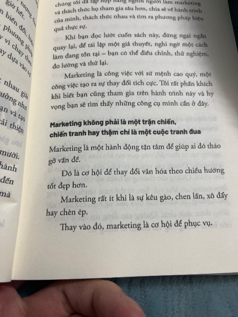 Lỗi in ấn, bóng mờ chữ nhiều trang.