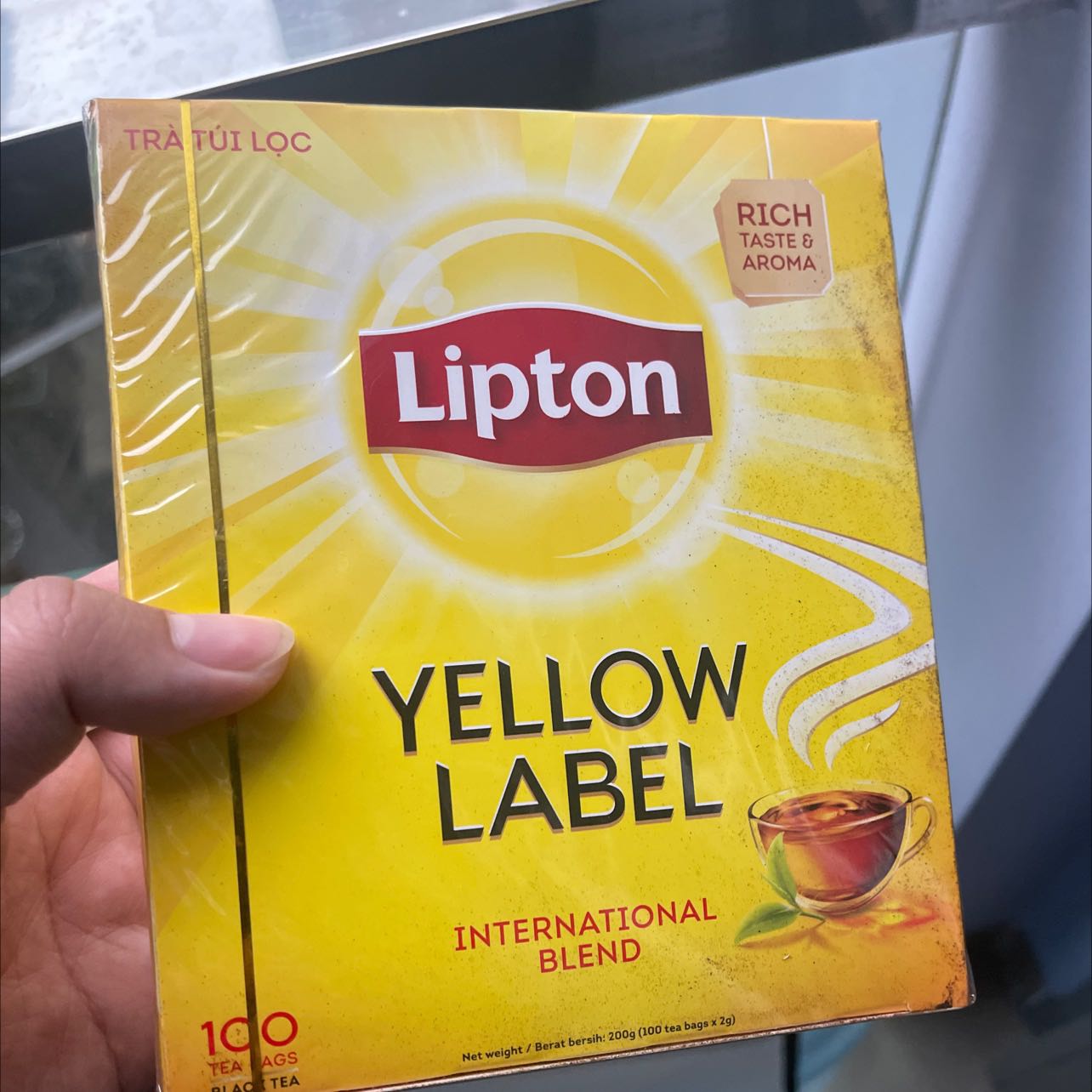 Sản phẩm ghi tặng kèm sữa đặc nhưng giao hàng không thấy. Do có tặng kèm nên k mua riêng làm lỡ việc.