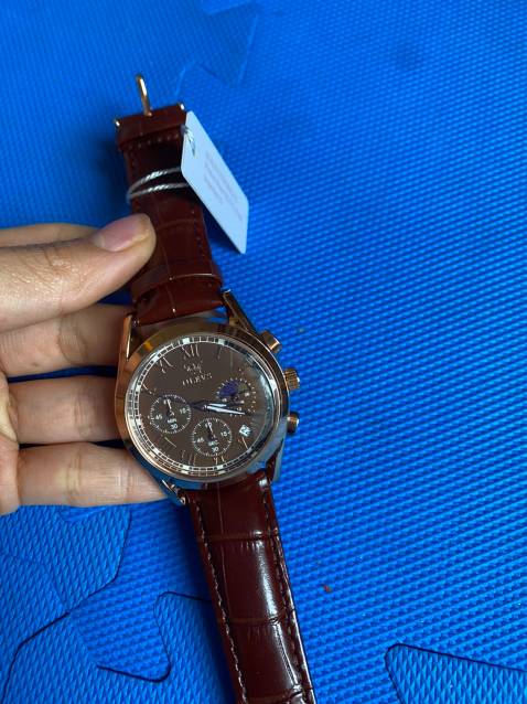 Đc shop tư vấn kỹ, và cam kết về chất lượng nên xúc luôn 3 cái , cùng cái hộp xịn xò.  Cảm nhận ban đầu mình rất rưng ý và hài lòng