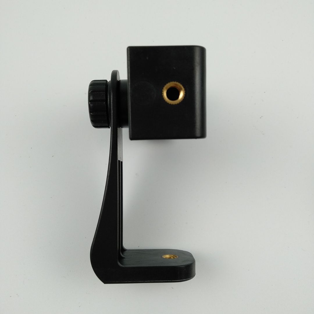 Tôi đã mua 2 cái giống vậy nhưng là hàng no name về sử dụng nhưng không ưng ý do nút vặn lỏng lẻo. Hàng này thì rất hài lòng do thiết kế tốt rất chắc chắn. Giá cao gấp đôi nhưng đáng mua!