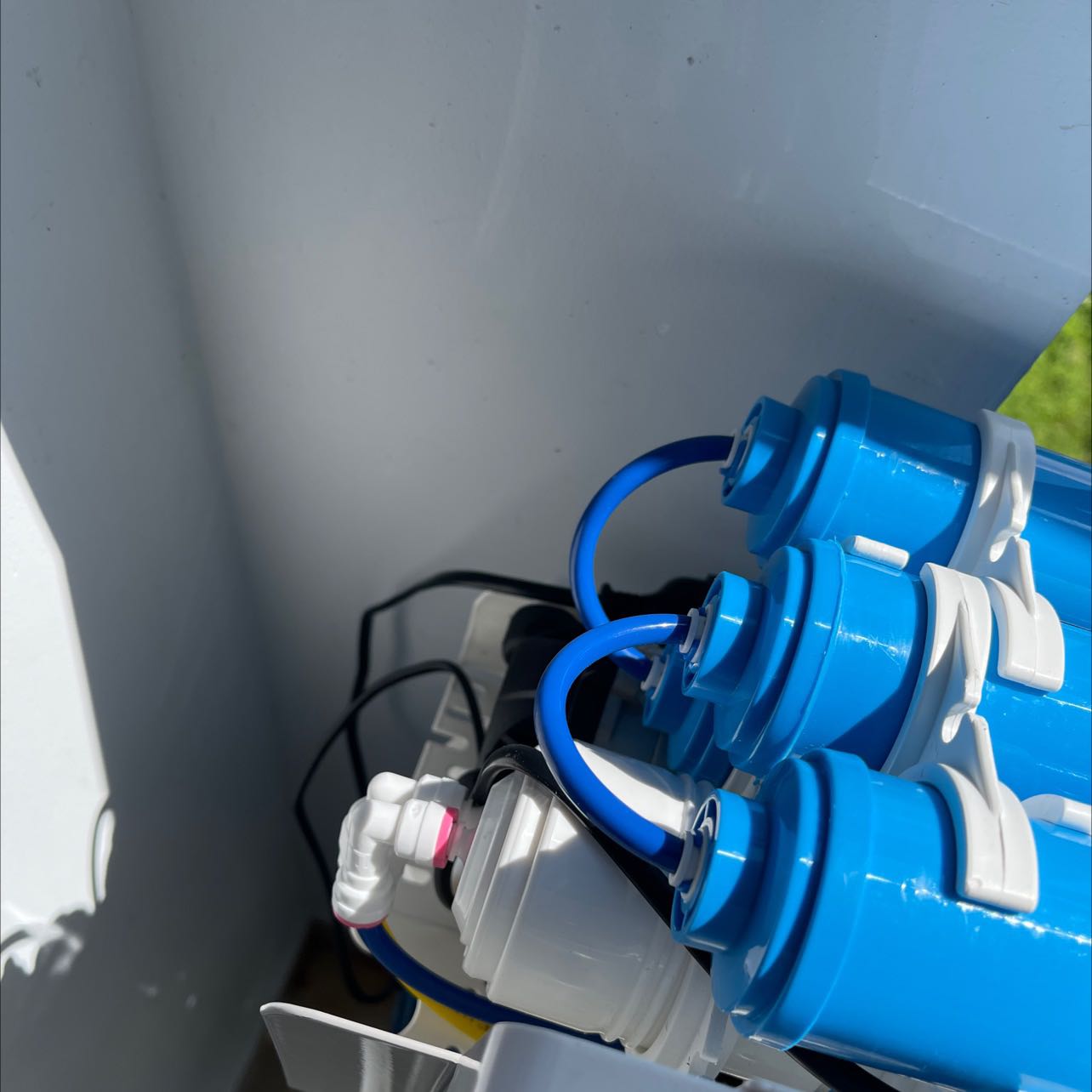 Đúng như hình, tuy nhiên van bình áp lỗi/ hỏng ko đưa nước vào bình áp được