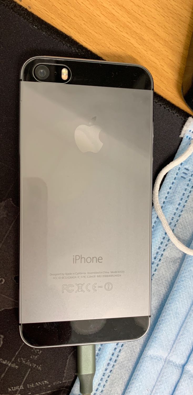 Mua cường lực màn hình mà gửi cho 3 cái gián lưng là sao trời ?