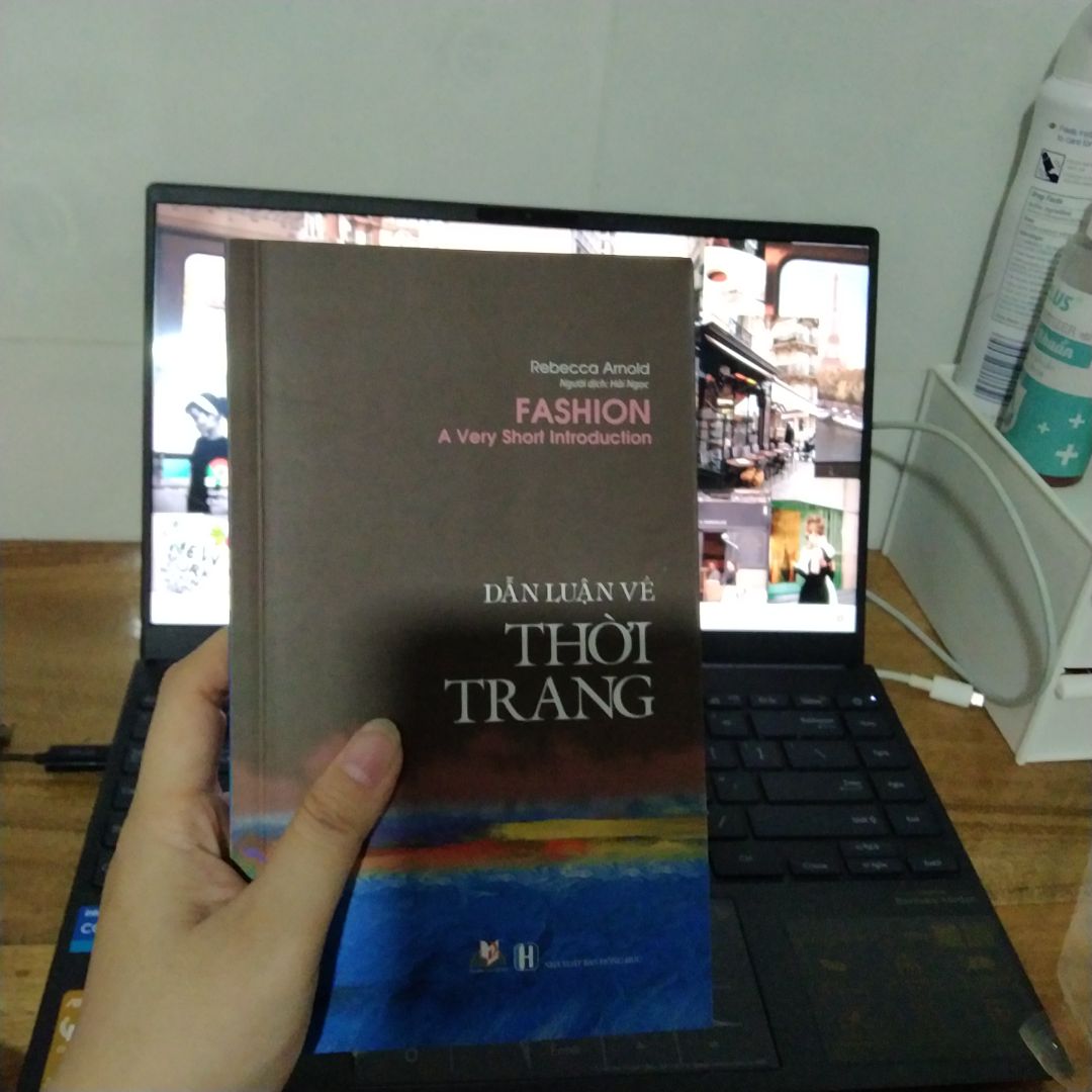 sách giao nhanh hơn dự kiến rất nhiều, mình đặt 16 thì ngày 18 đã có chất lượng giấy và đóng gói rất tối