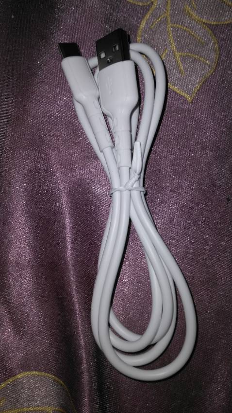 Sạc nhanh, tuy hộp bị méo mó nhưng cho điểm + ở shop và + dịch vụ vận chuyển, dây cap đẹp, mới , shop còn kèm thêm 1 viên kẹo ổi rất dễ thương và tờ giấy cảm ơn, nên ủng hộ, giá rẻ, còn về lâu dài thì chưa biết.