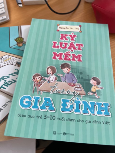 Nội dung hay bổ ích. Sách chính hãng mà mua dc giá rẻ 
Thật tuyệt vời 
Cảm ơn tiki 
Mặc giao hàng siêu nhanh siêu cẩn thận Nội dung hay bổ ích. Sách chính hãng mà mua dc giá rẻ 
Thật tuyệt vời 
Cảm ơn tiki 
Mặc giao hàng siêu nhanh siêu cẩn thận