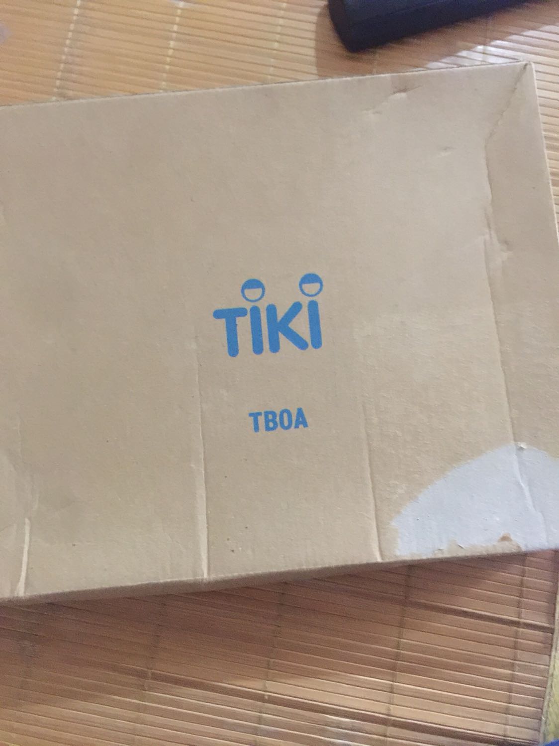 Sản phẩm tuyệt vời , tin tưởng với chất lượng , giấy siêu dày , nét vẽ siêu đẹp , nói chung là rất đáng tiền , đáng nên mua!!! Gói hàng cẩn thận , đẹp , gọn gàng , không đánh giá 5 sao thì hơi bất công , cảm ơn shop nha